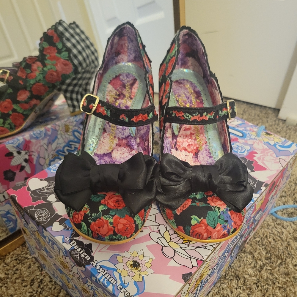 EUC Irregular Choice Summer Breeze Red Floral/Black & White Gingham Heels EU 40